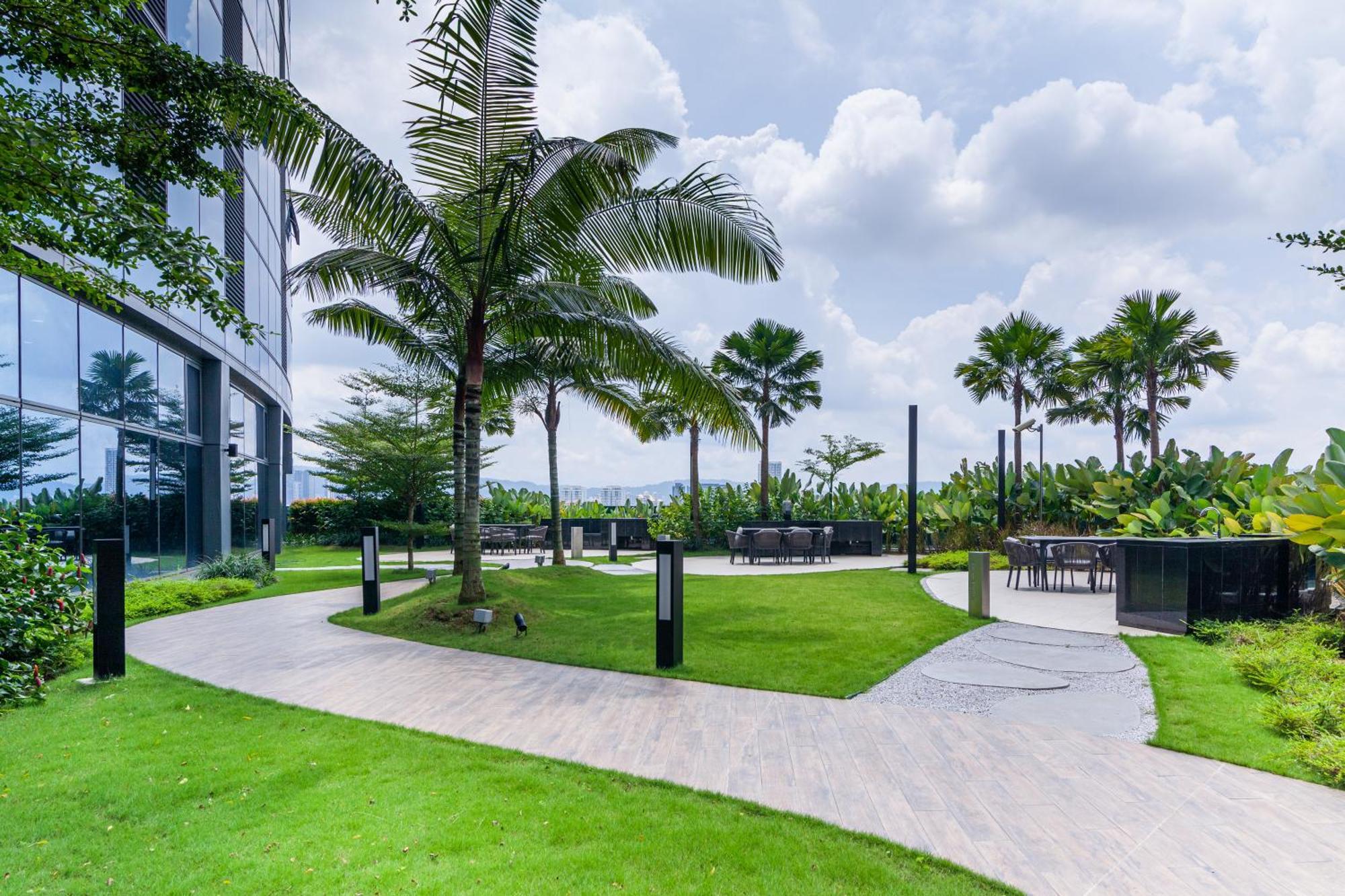 Eaton Residences Klcc By Plush — Photos 1