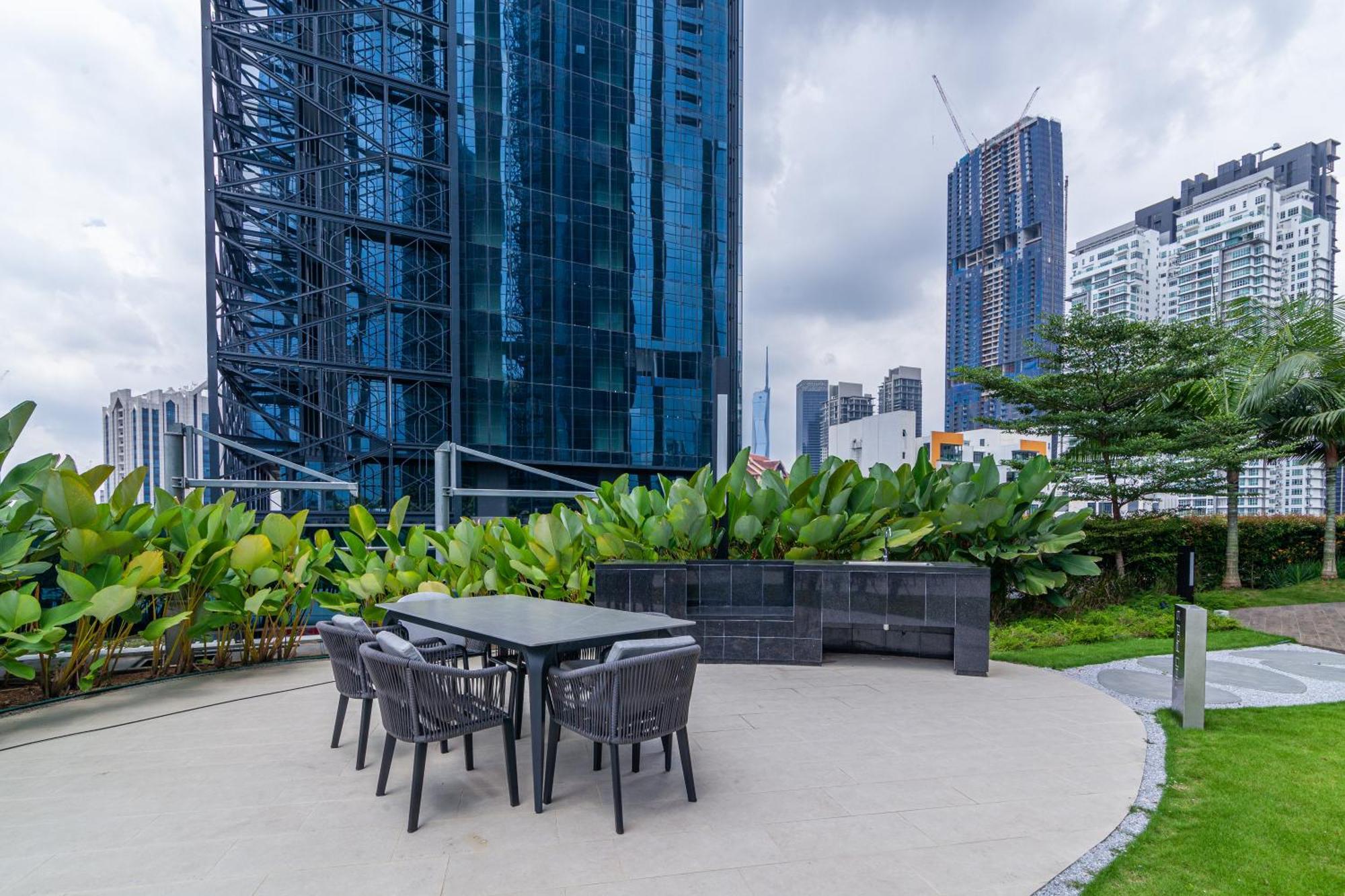 Eaton Residences Klcc By Plush — Photos 2